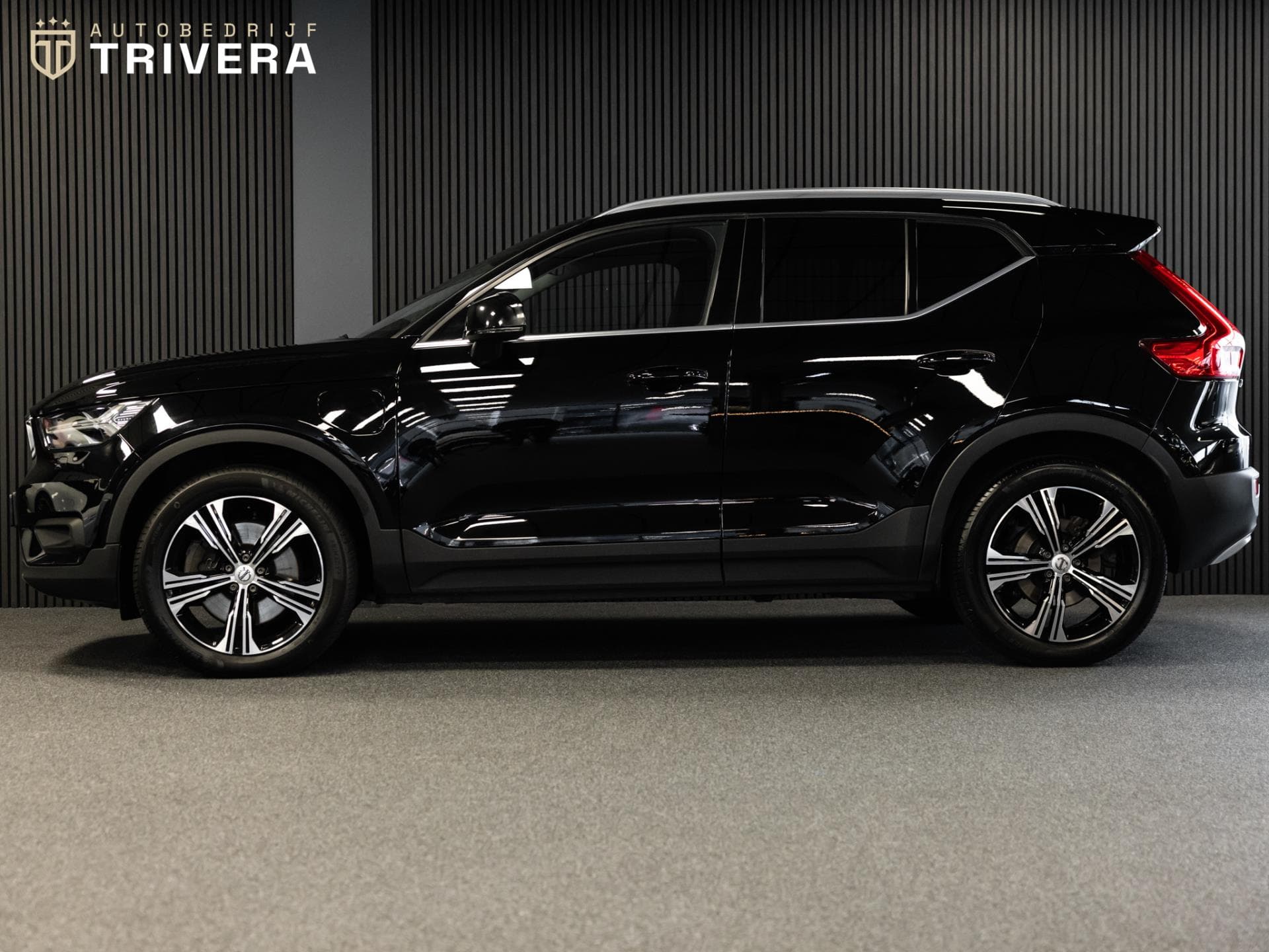 VOLVO XC40 - Foto 3