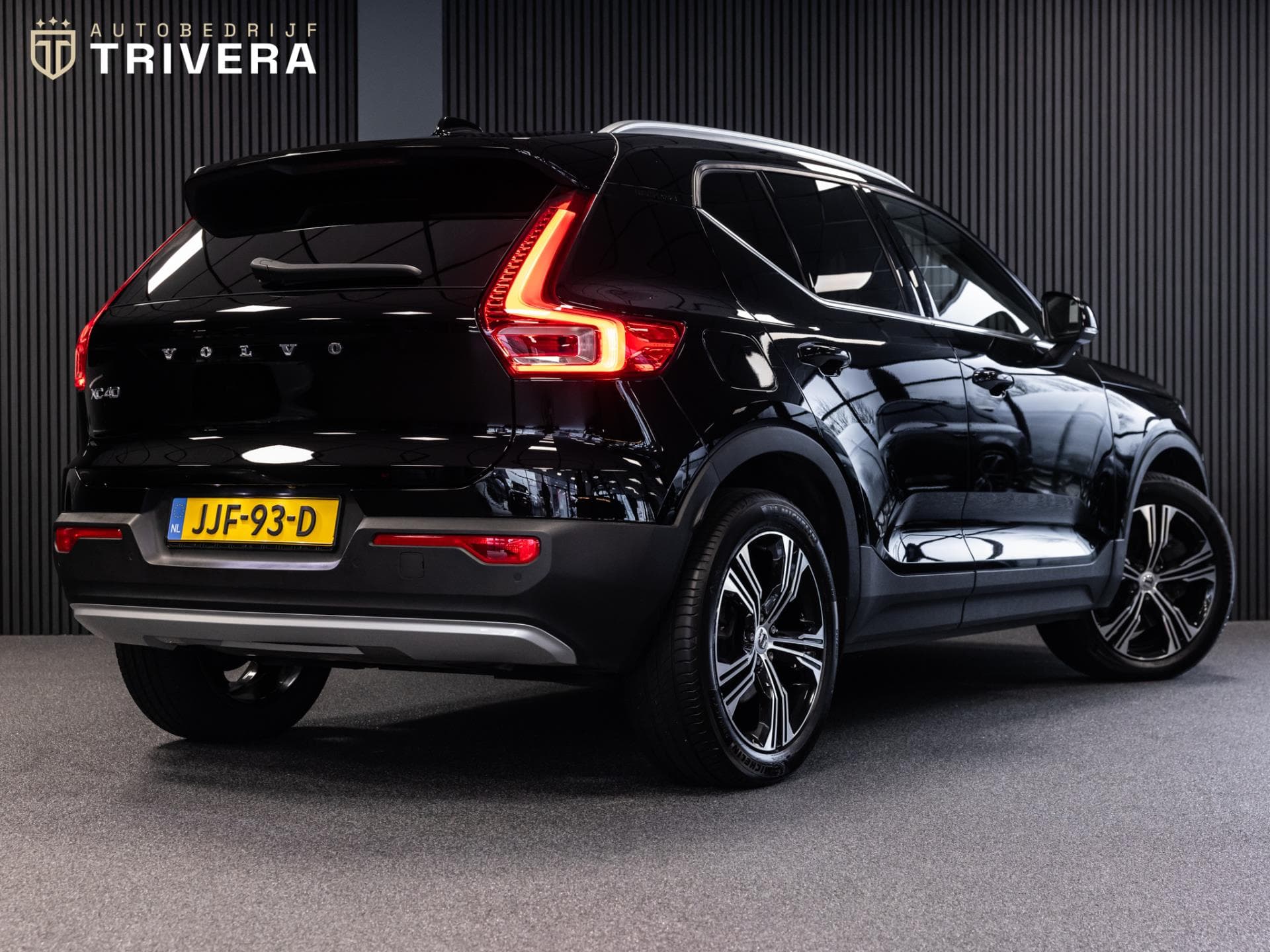 VOLVO XC40 - Foto 4
